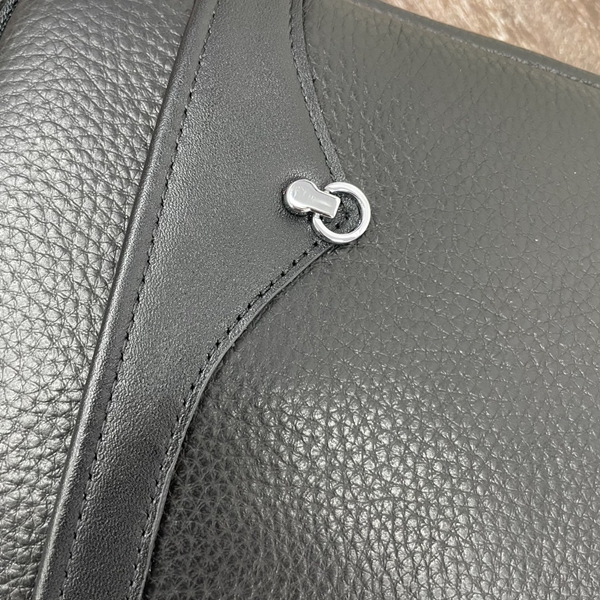 スーパーコピーブランドバッグ着用イメージ